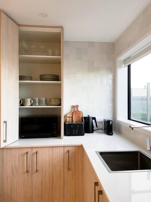 Chic City Centre Townhouse كريستتشيرش المظهر الخارجي الصورة